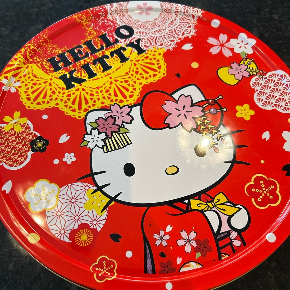 Hello Kitty Large Tin Lunar New Year Sanrio